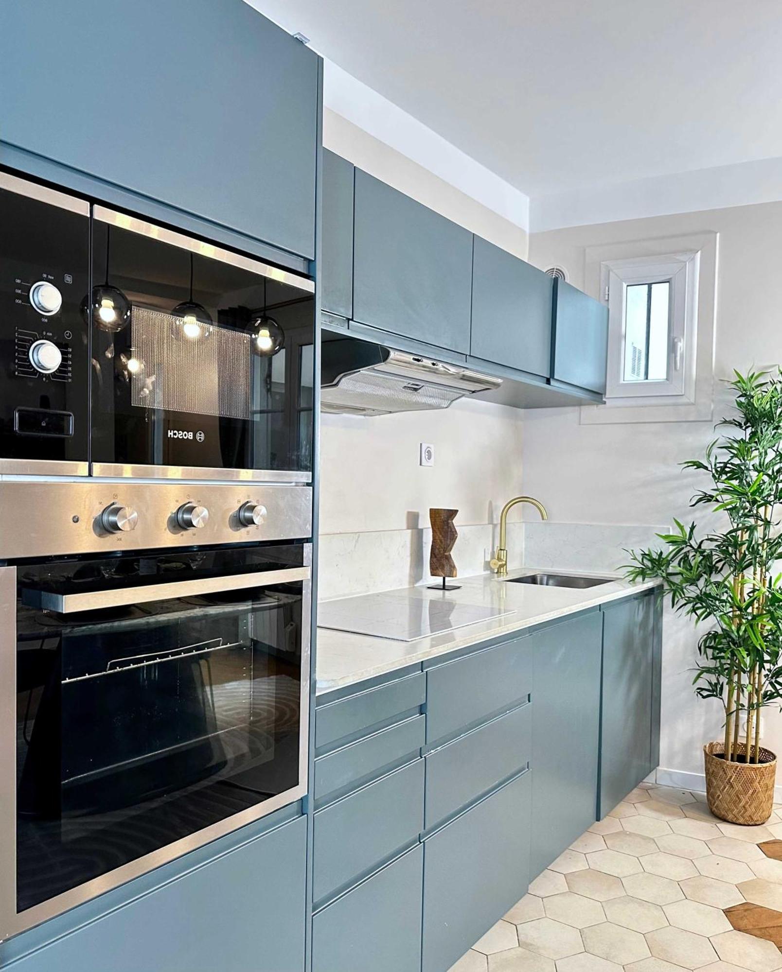 Typical Luxurious Parisian Getaway Appartement *